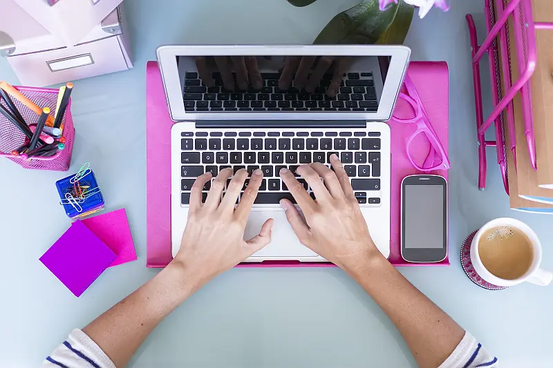 shutterstock-working-on-laptop.webp